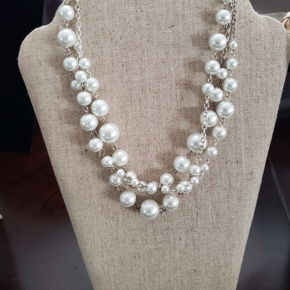 Jewelry - Picture 2 of 8